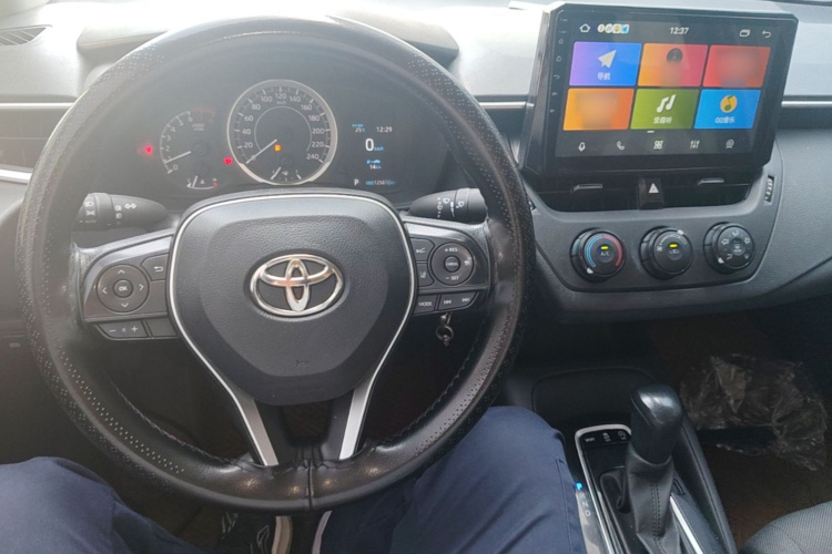 Toyota Corolla 2019 car image #10