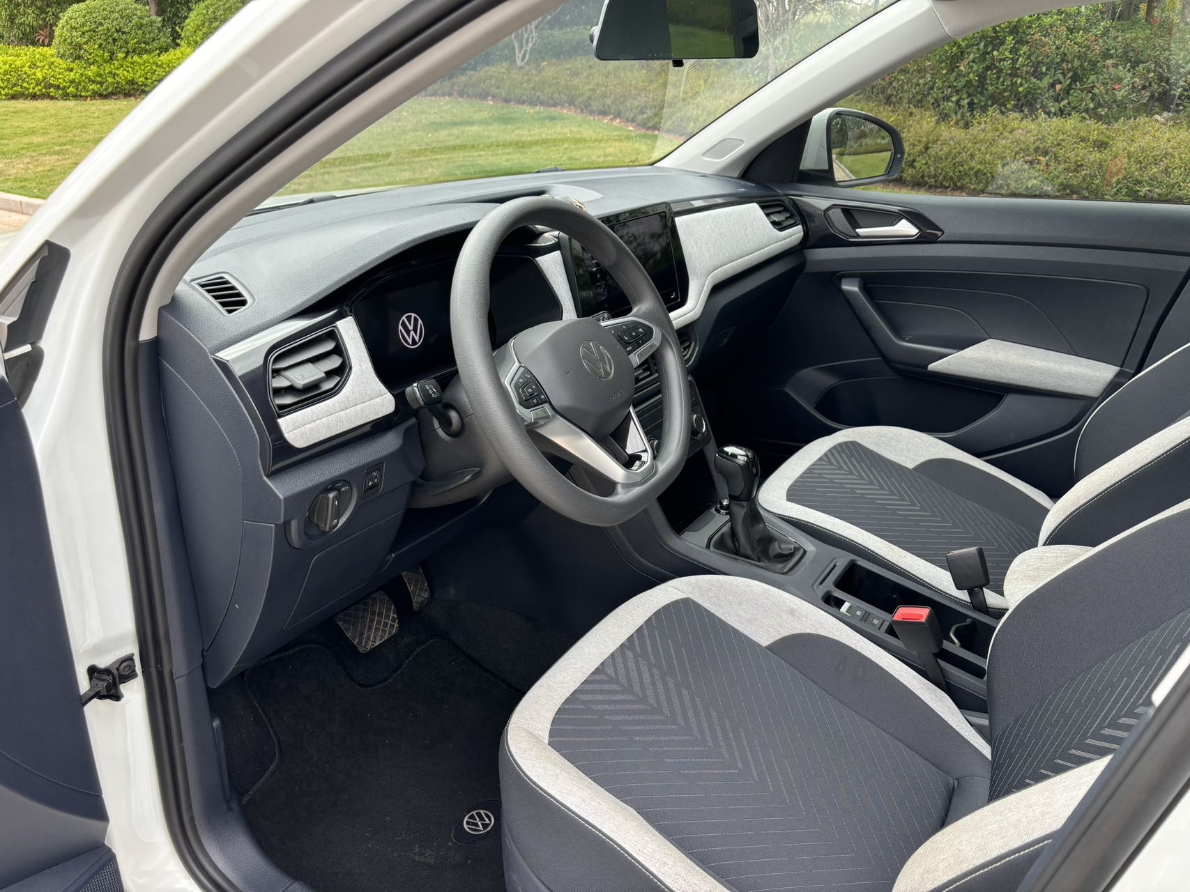 Volkswagen Tharu 2025 #9 Volkswagen Tharu 2025 immagine di auto #9