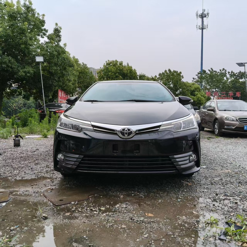 Toyota Corolla 2017 #2 Toyota Corolla 2017 car image #2