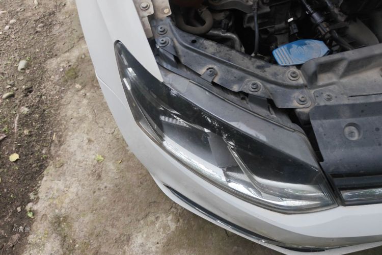 Volkswagen Polo 2015 car image #8