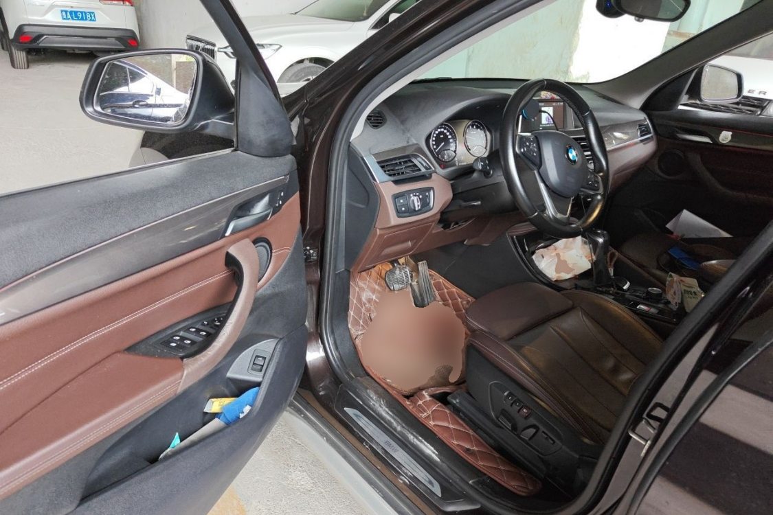BMW X1 2018 imagen de coche #23