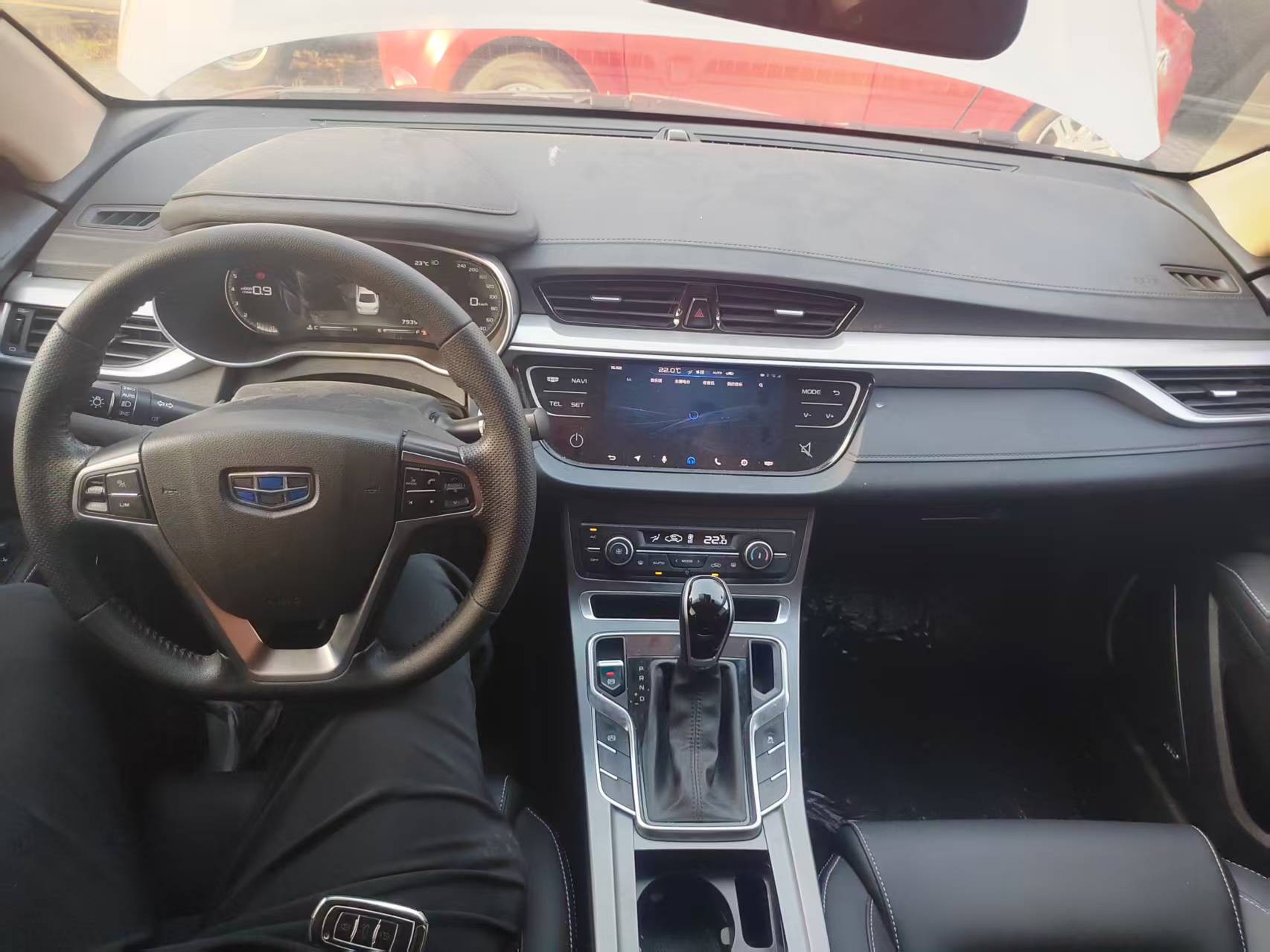 GEELY Emgrand 2019 #4 GEELY Emgrand 2019 صورة سيارة #4