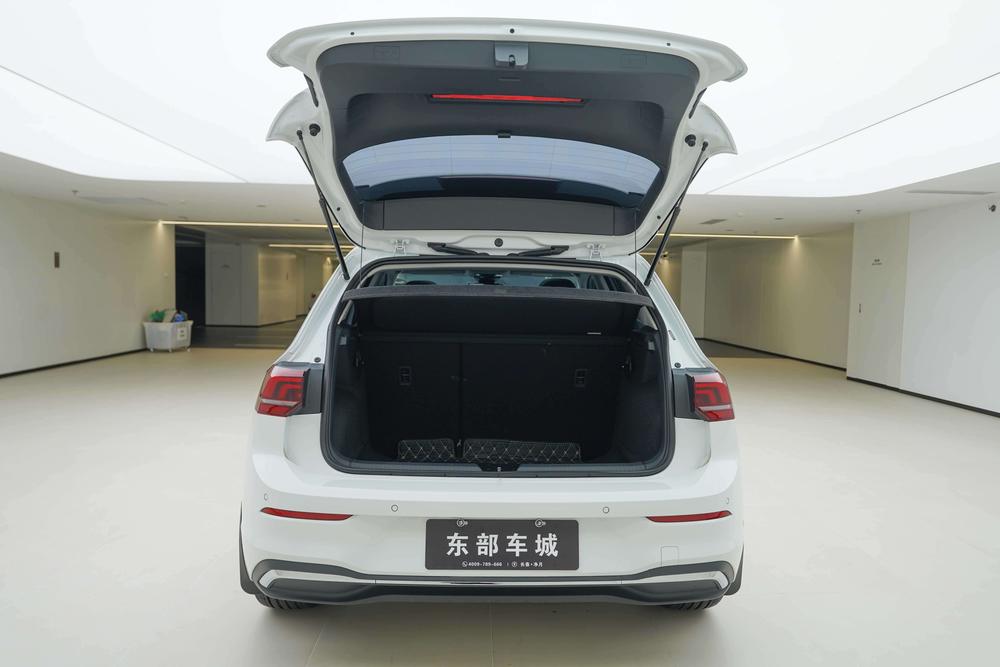 Volkswagen Golf 2025 #5 Volkswagen Golf 2025 car image #5