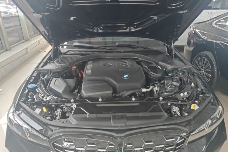 BMW 3 Series 2024 #20 BMW 3 Series 2024 car image #20