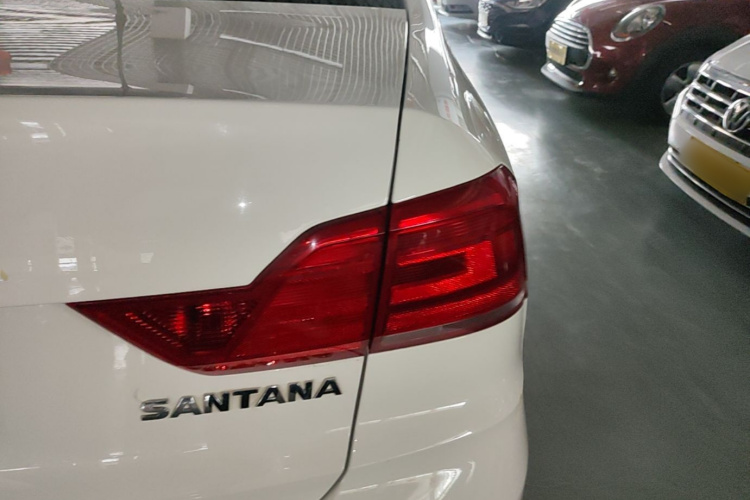 Volkswagen Santana 2019 #8 Volkswagen Santana 2019 car image #8