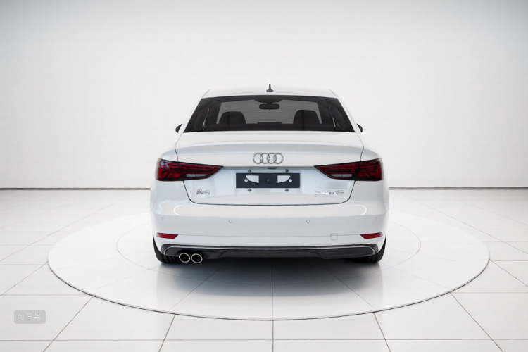 Audi A3 2019 immagine di auto #6