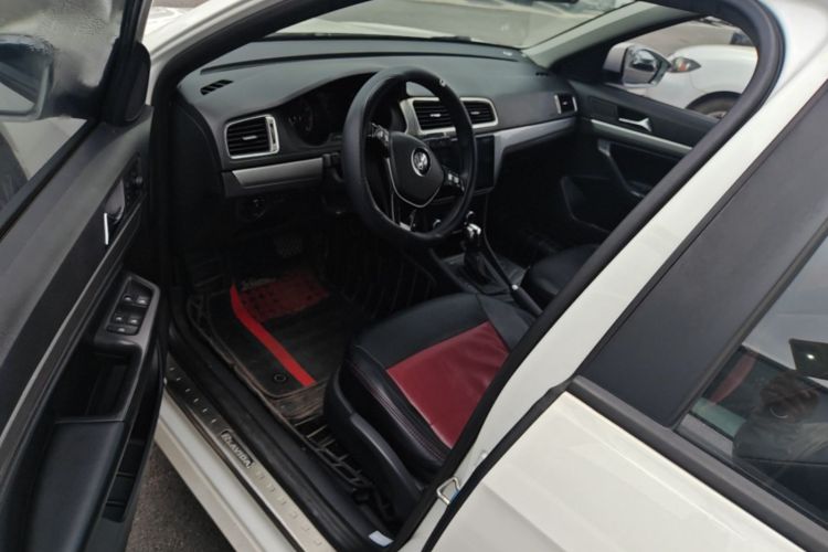 Volkswagen Lavida 2017 car image #18