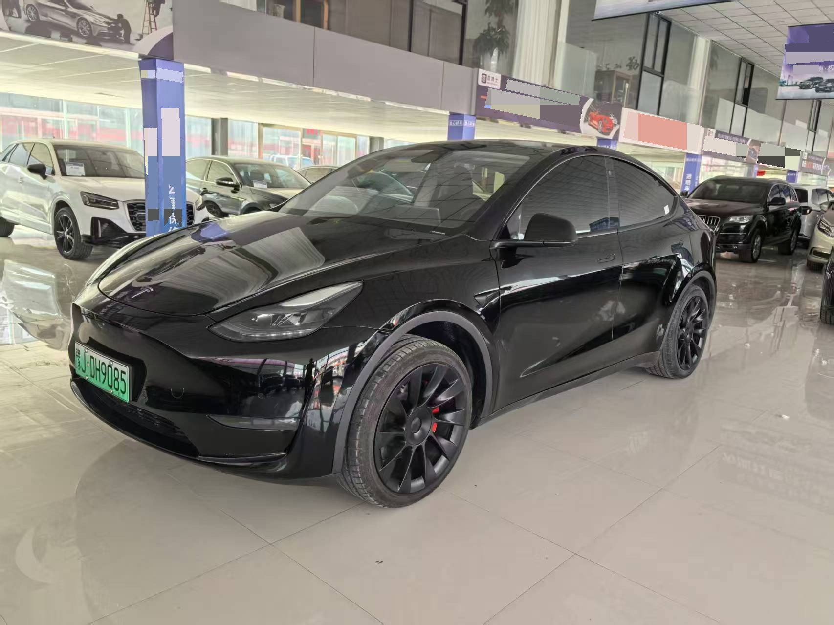 Tesla Model Y 2021 Tesla Model Y 2021 car image
