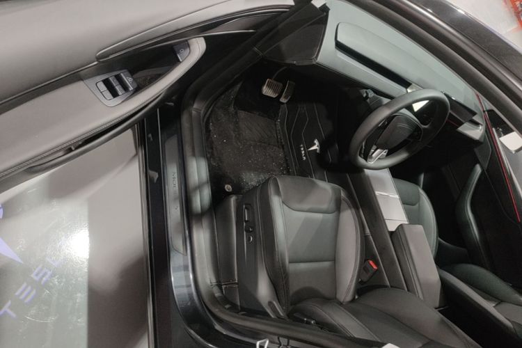 Tesla Model Y 2025 #16 Tesla Model Y 2025 imagen de coche #16