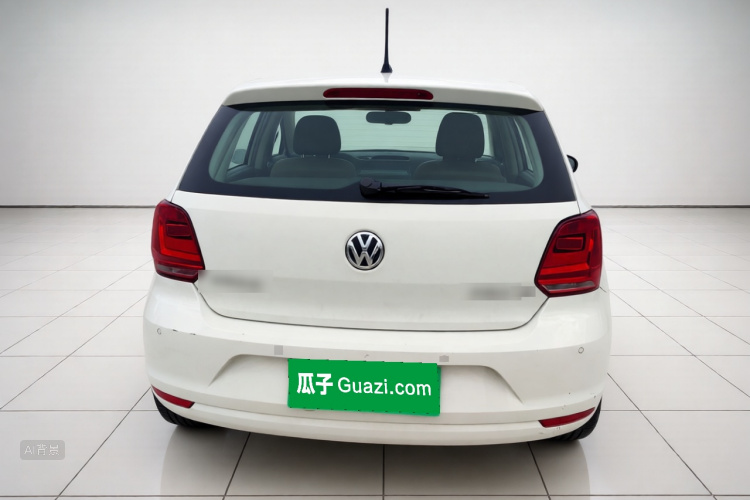 Volkswagen Polo 2015 car image #6