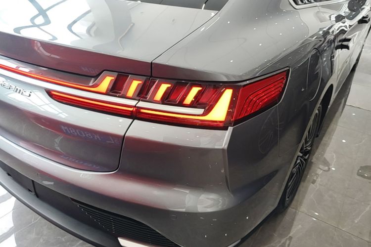 BYD Han 2023 car image #8