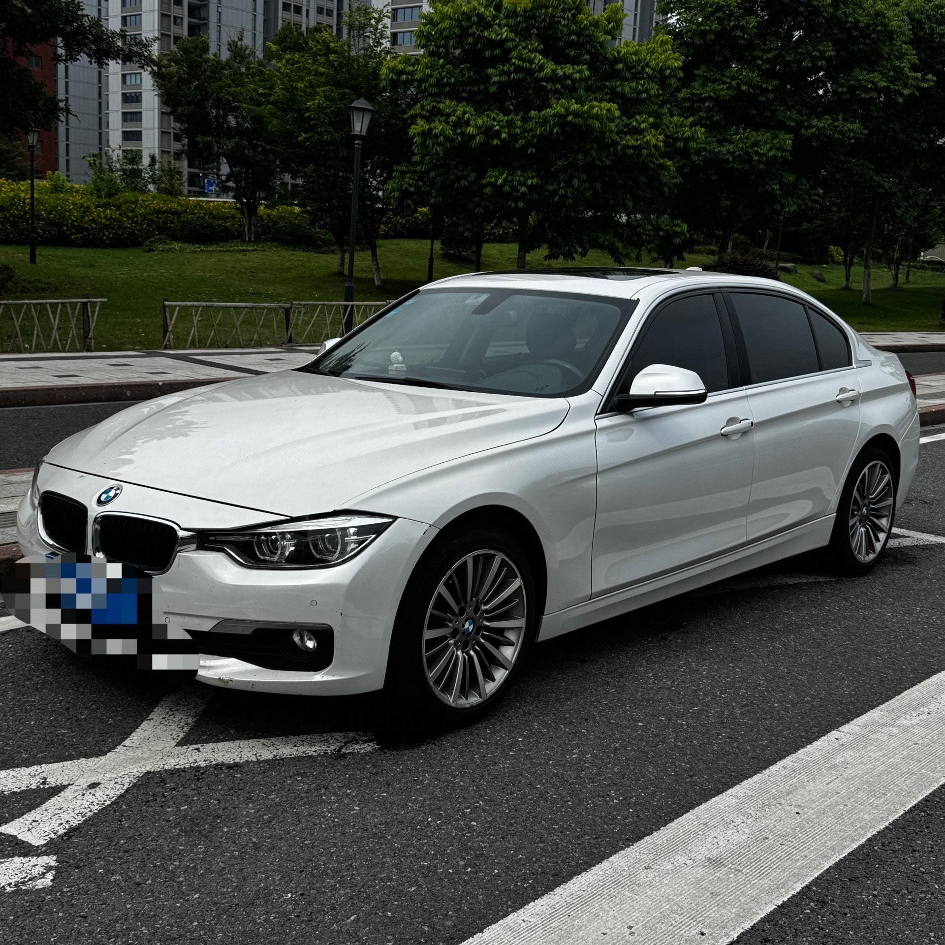 BMW 3 Series 2019 BMW 3 Series 2019 car image