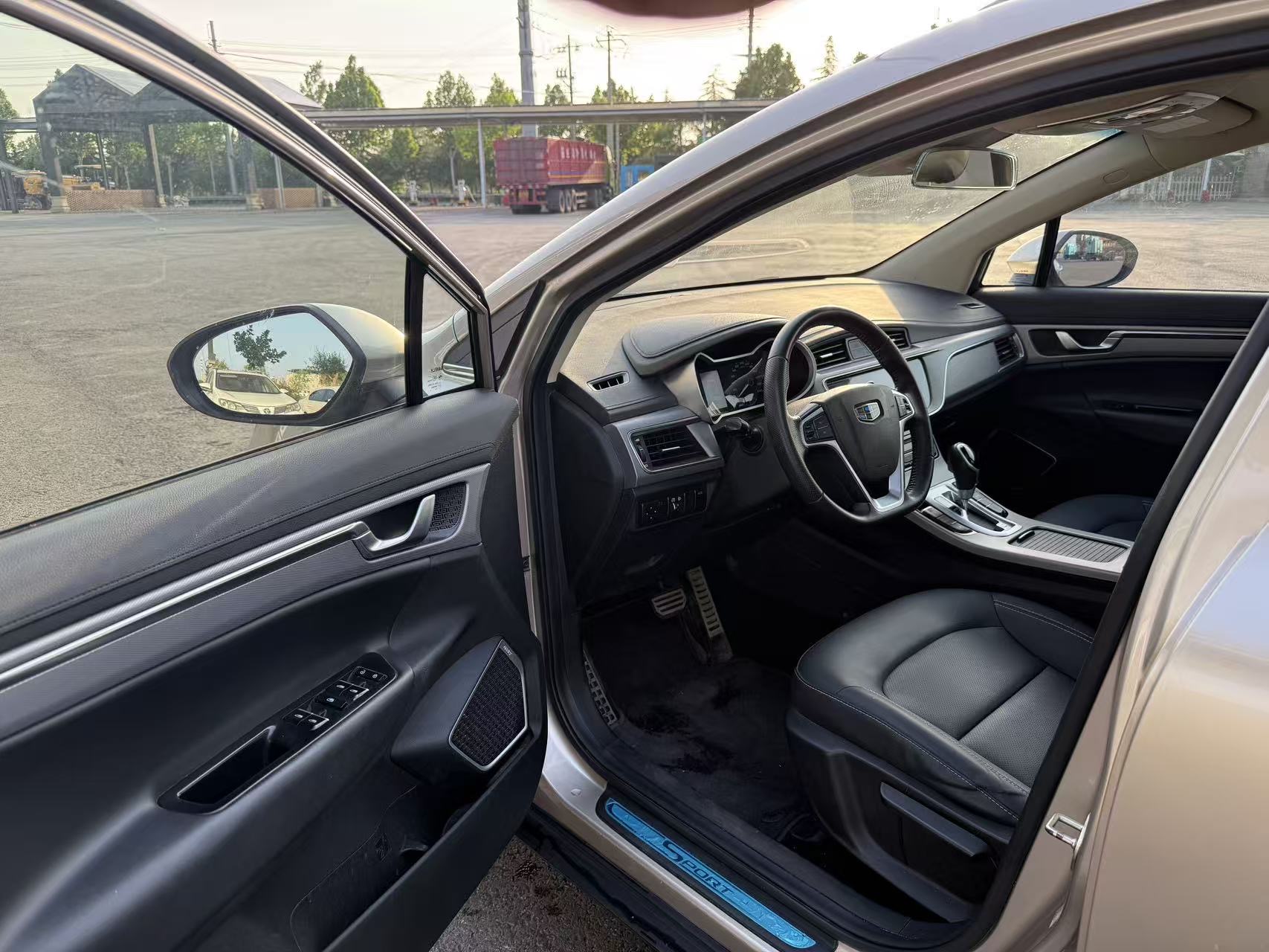 GEELY Emgrand GS 2019 car image #7
