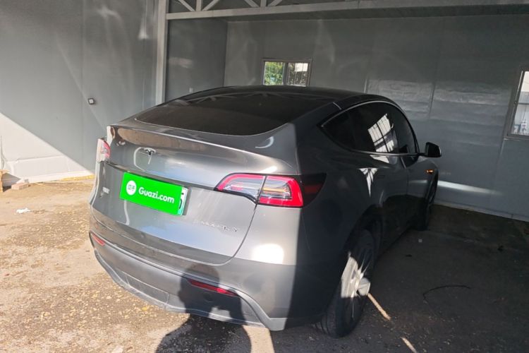 Tesla Model Y 2021 #7 Tesla Model Y 2021 car image #7
