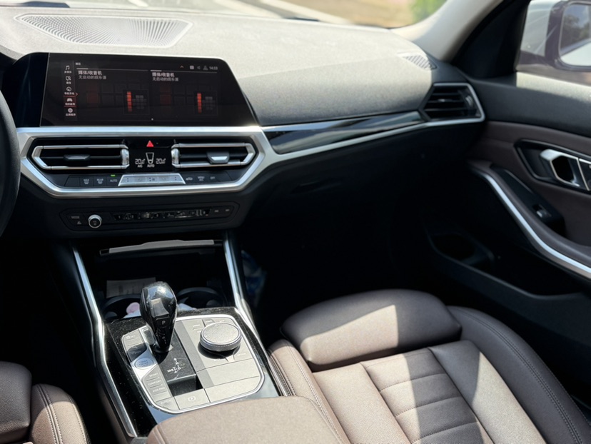 BMW 3 Series 2020 #5 BMW 3 Series 2020 car image #5
