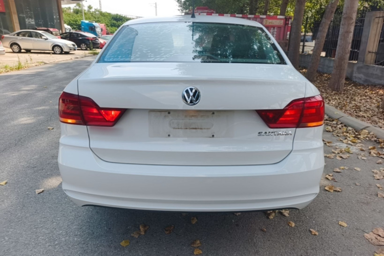 Volkswagen Santana 2022 car image #6