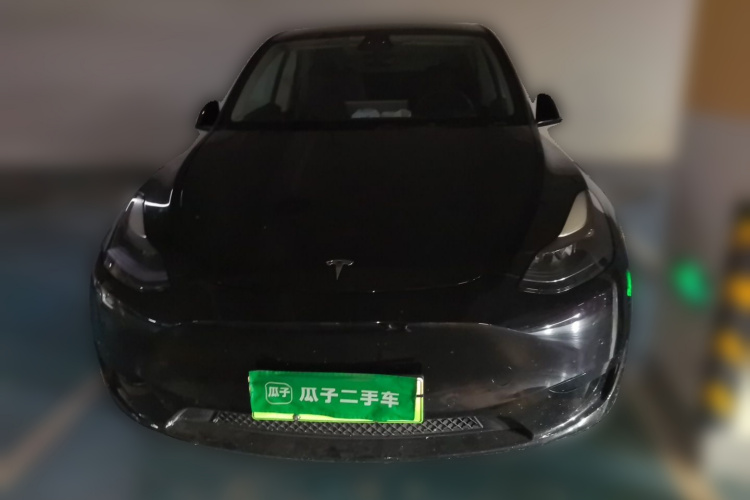 Tesla Model Y 2023 #3 Tesla Model Y 2023 car image #3