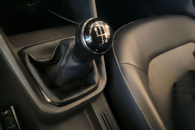 Volkswagen Santana 2016 car image #15