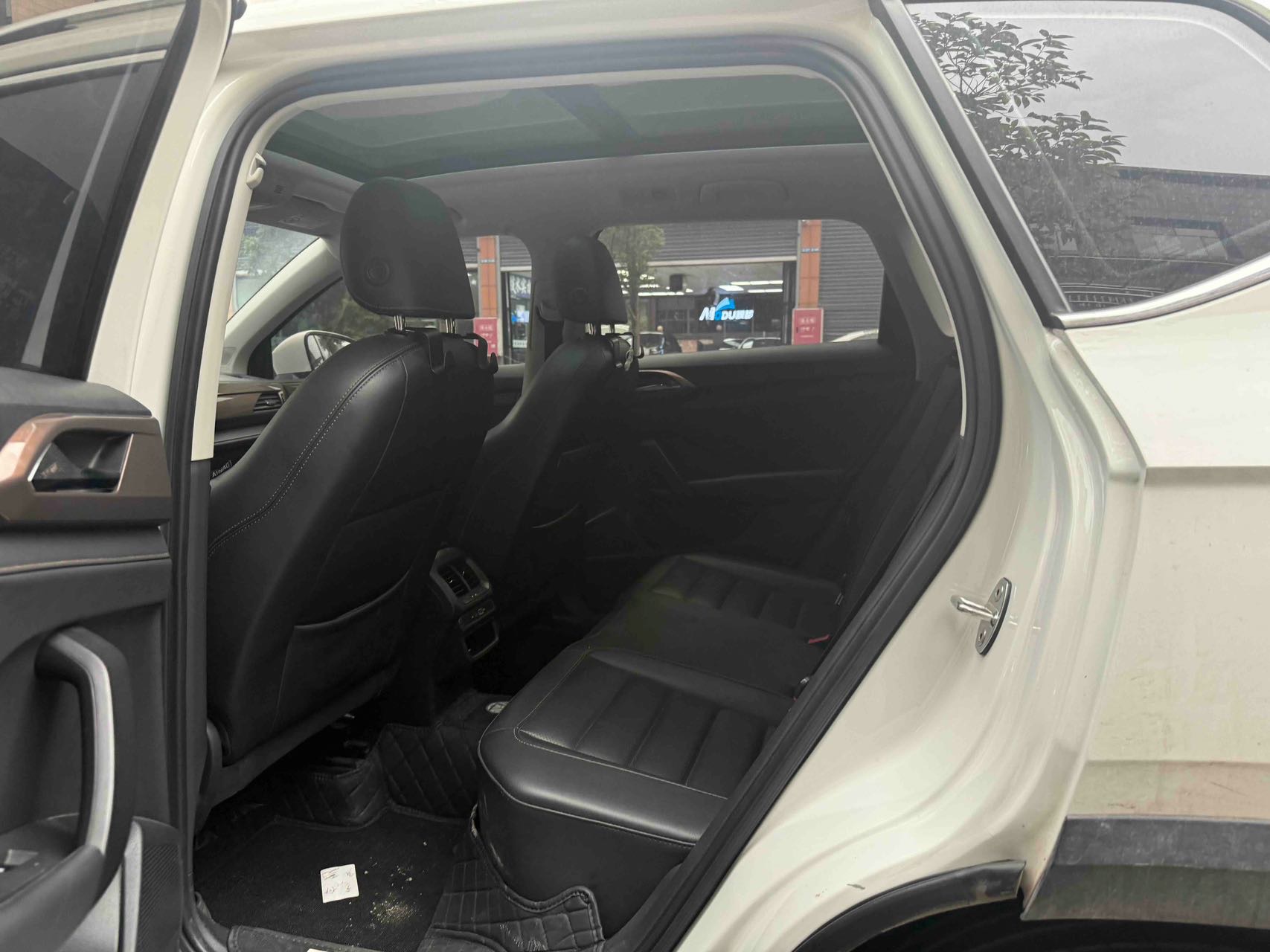2021 car image #8