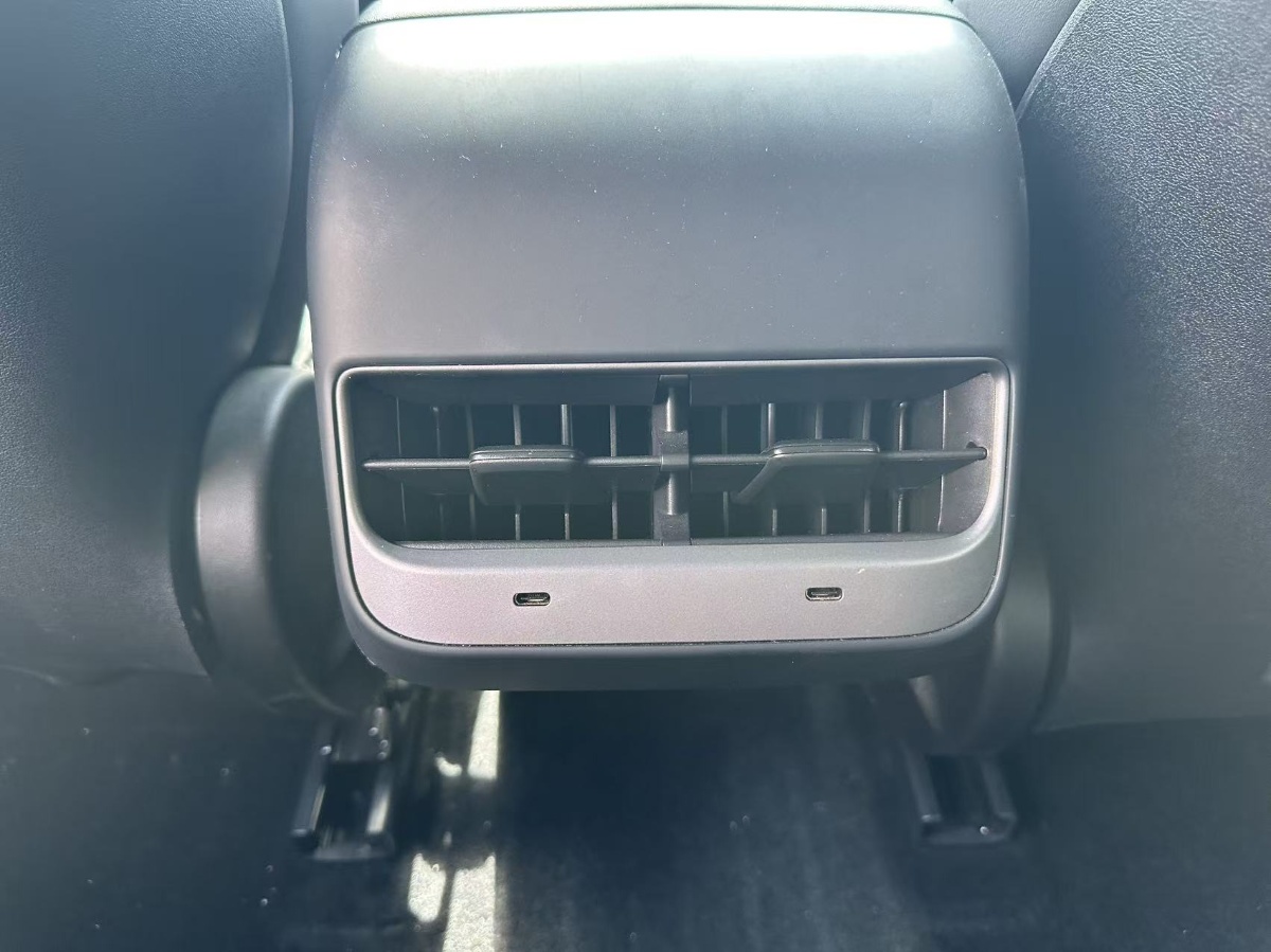 Tesla Model 3 2023 #6 Tesla Model 3 2023 car image #6