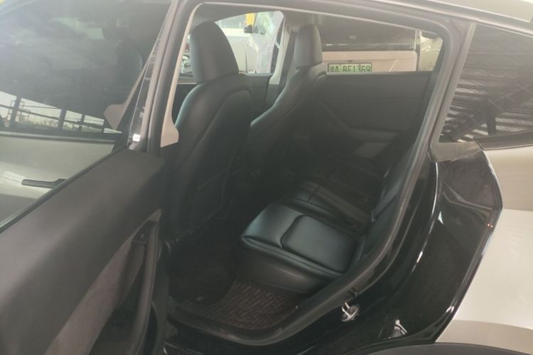 Tesla Model Y 2023 #13 Tesla Model Y 2023 car image #13