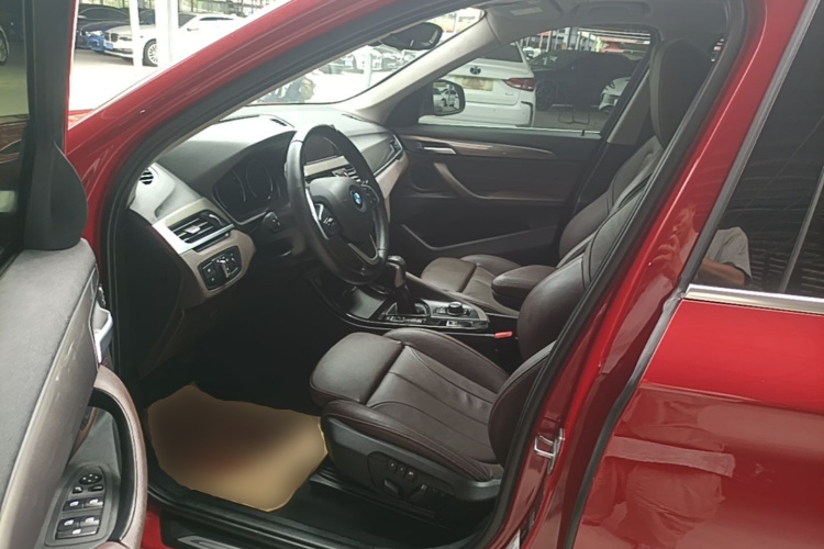 BMW X1 2019 car image #15