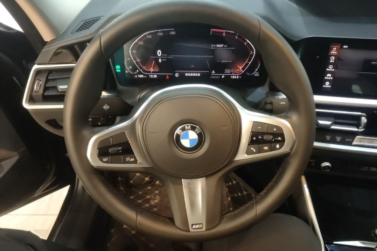 BMW 3 Series 2020 immagine di auto #11