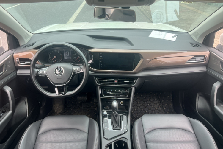 Volkswagen Tharu 2021 #15 Volkswagen Tharu 2021 car image #15