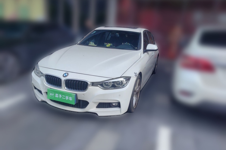BMW 3 Series 2018 #2 BMW 3 Series 2018 car image #2