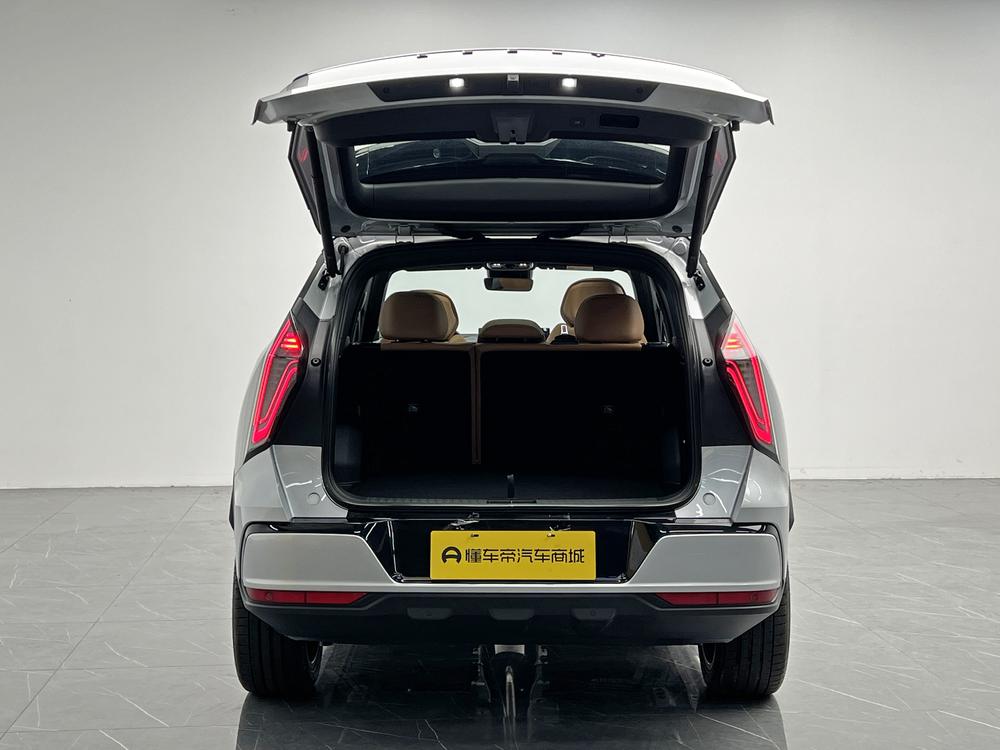 GEELY Boyue L 2026 car image #20