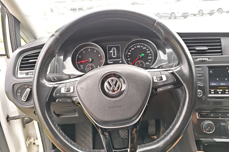 Volkswagen Golf 2017 #12 Volkswagen Golf 2017 car image #12