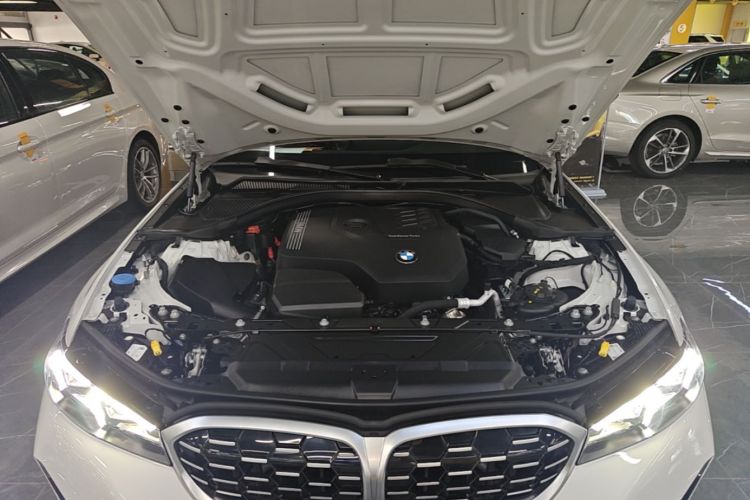 BMW 3 Series 2024 #20 BMW 3 Series 2024 car image #20