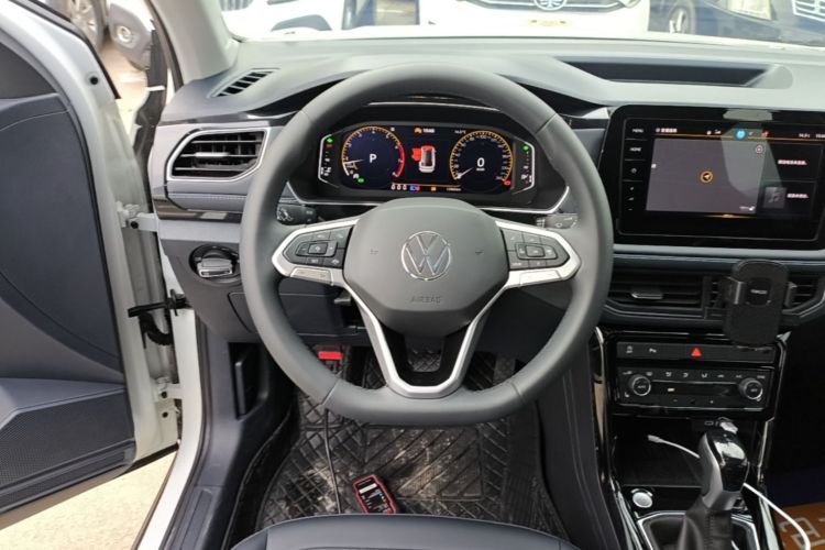 Volkswagen Tharu 2025 #15 Volkswagen Tharu 2025 car image #15