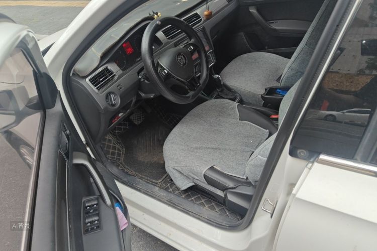 Volkswagen Santana 2020 car image #18