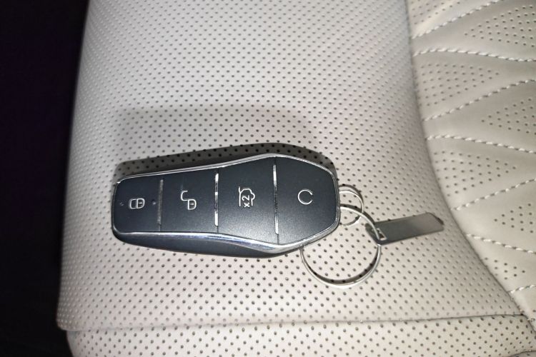 比亚迪 汉 2025 汽车图片 #9