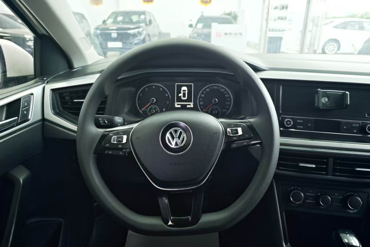 Volkswagen Polo 2020 #11 Volkswagen Polo 2020 car image #11