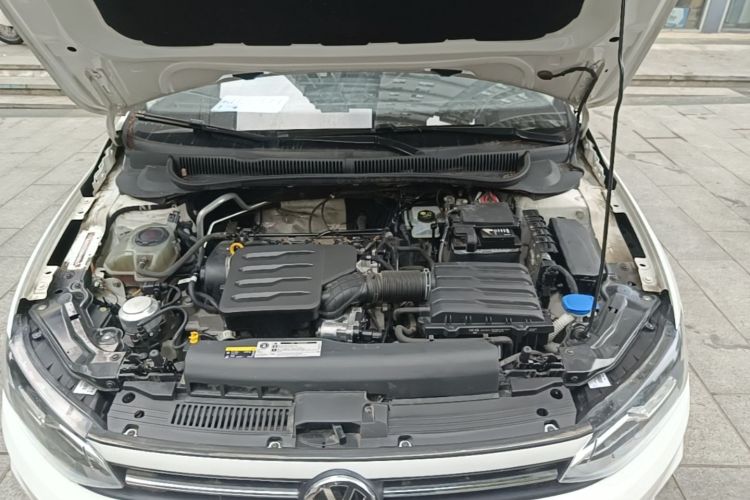 Volkswagen Polo 2021 car image #20