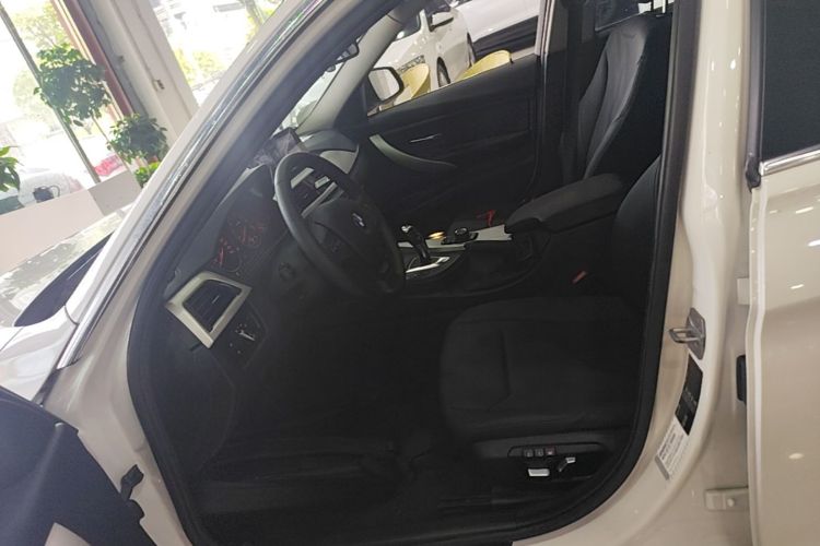 BMW 3 Series 2016 #15 BMW 3 Series 2016 car image #15