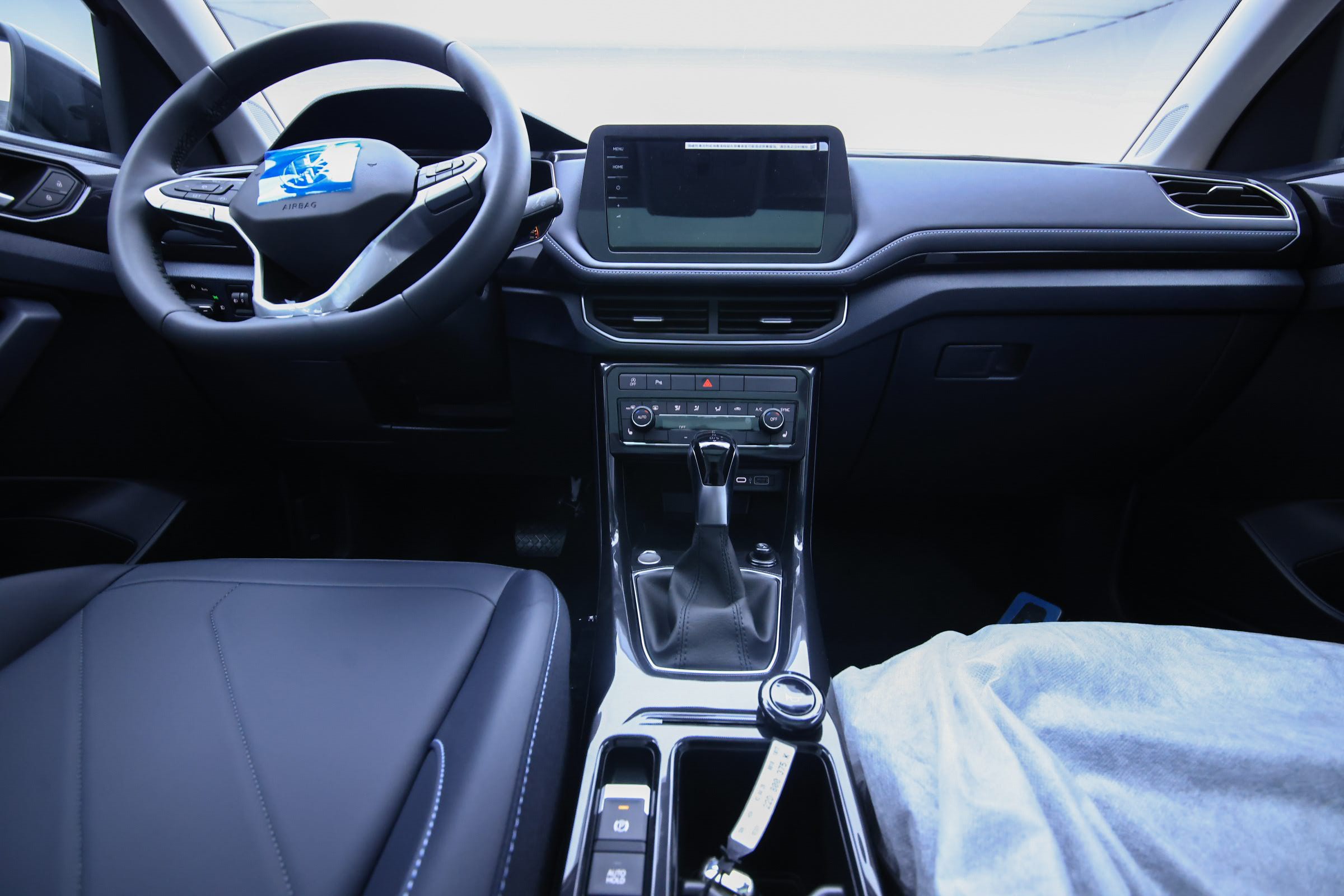 Volkswagen Tharu 2026 #4 Volkswagen Tharu 2026 صورة سيارة #4
