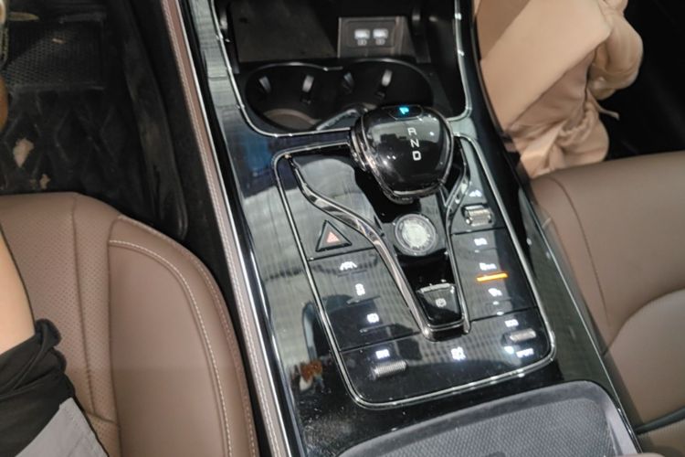BYD Han 2022 car image #14