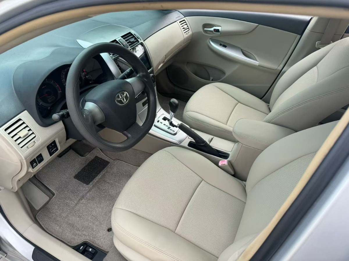 Toyota Corolla 2011 #4 Toyota Corolla 2011 car image #4