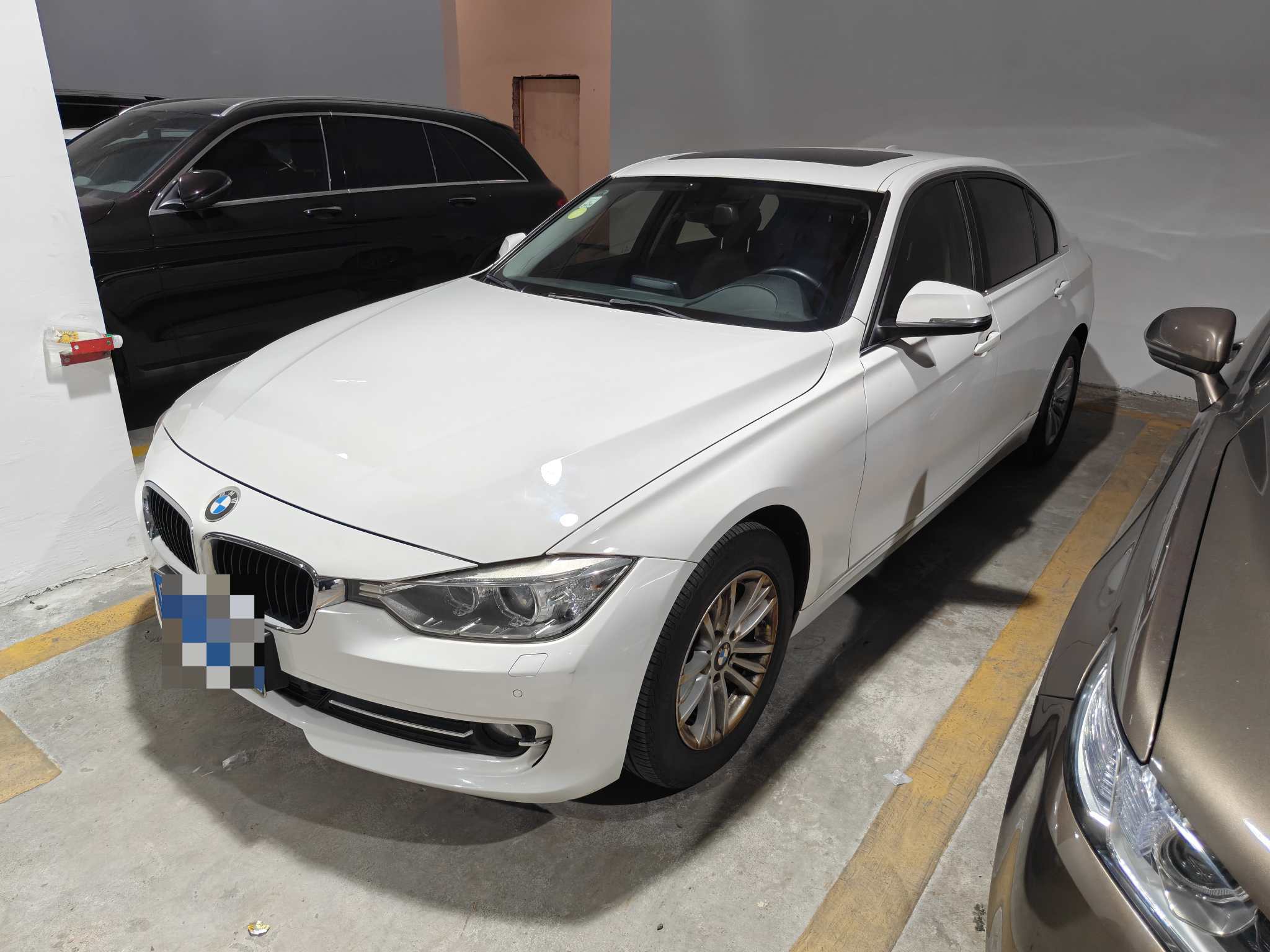 BMW 3 Series 2014 car image 
