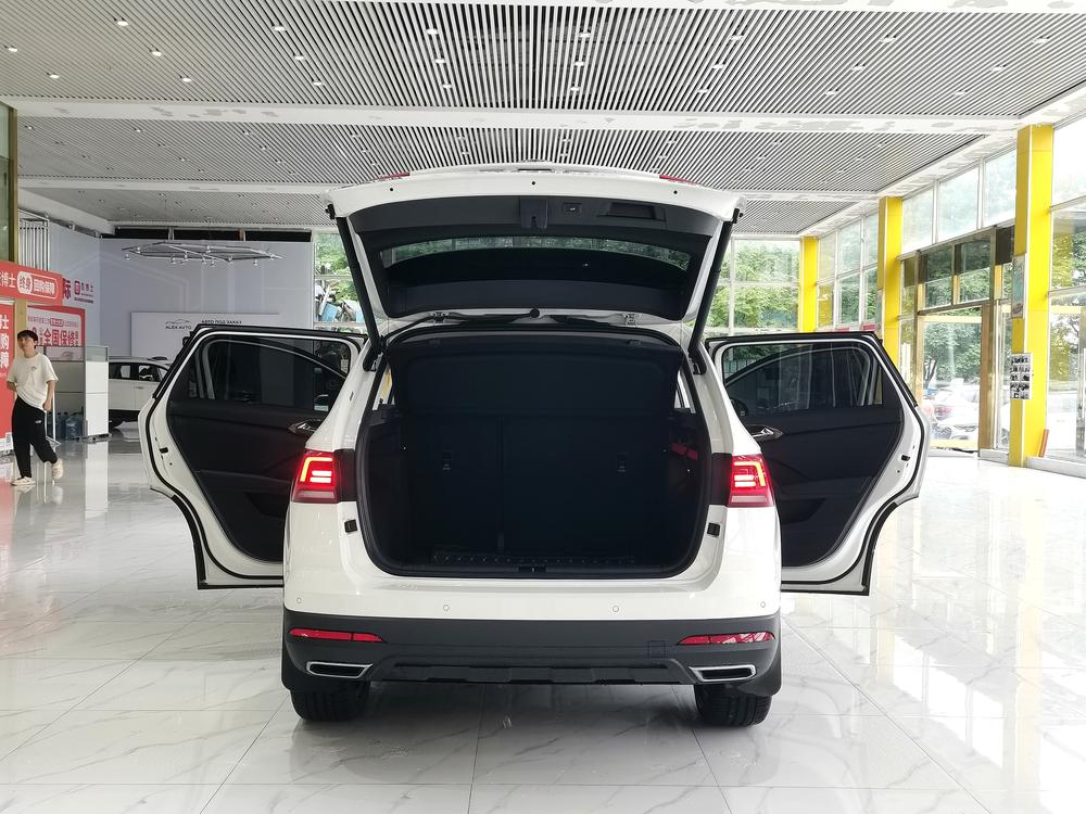 Volkswagen Tharu 2021 #16 Volkswagen Tharu 2021 car image #16