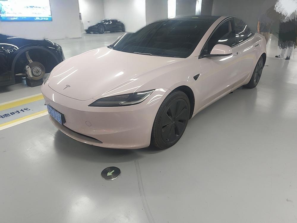 Tesla Model 3 2024 Tesla Model 3 2024 immagine di auto