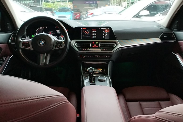 BMW 3 Series 2021 #10 BMW 3 Series 2021 immagine di auto #10