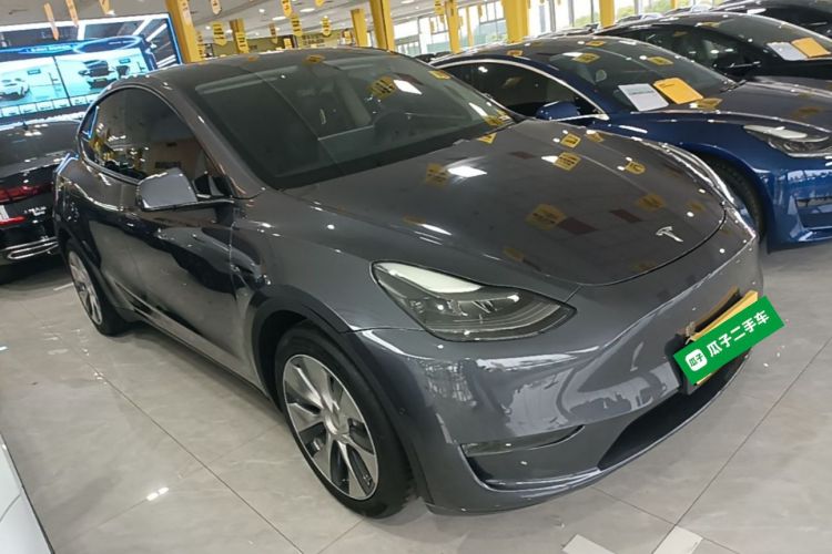 Tesla Model Y 2021 #4 Tesla Model Y 2021 car image #4