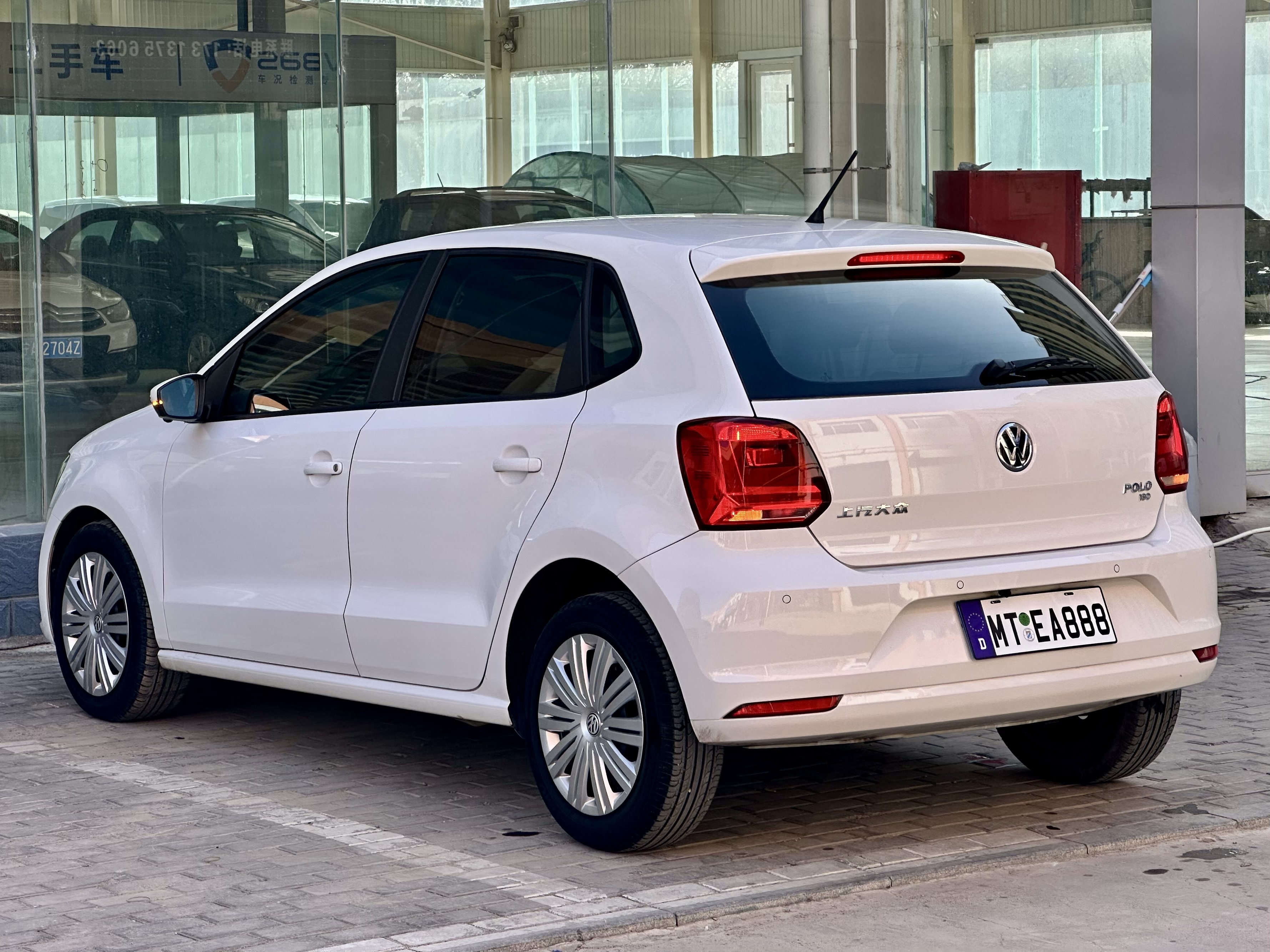 Volkswagen Polo 2019 car image #11