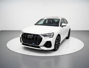 Audi Q3 2021 car image 