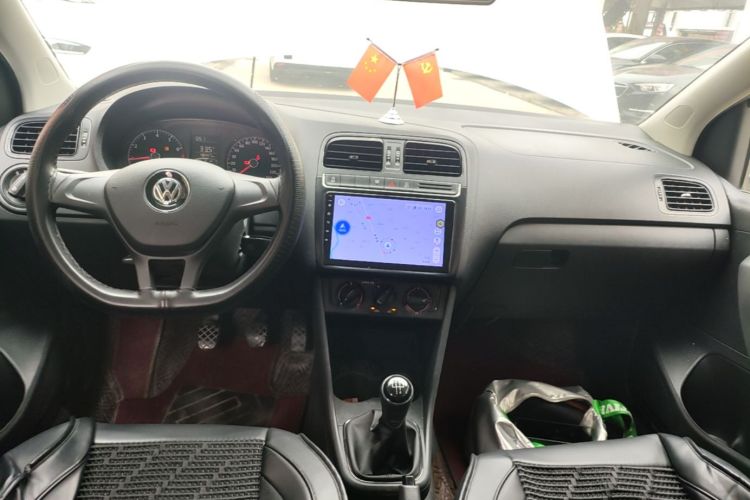 Volkswagen Polo 2019 car image #10