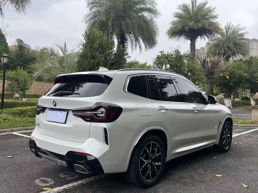 BMW X3 2023 car image #9